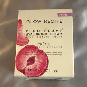 Glow Recipe Plum Plump Hyaluronic Creamy Gel Moisturizer